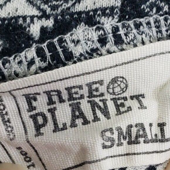 Free Planet Women's Small Hooded Sweater / Lightweight Hoodie - Picture 2 of 7